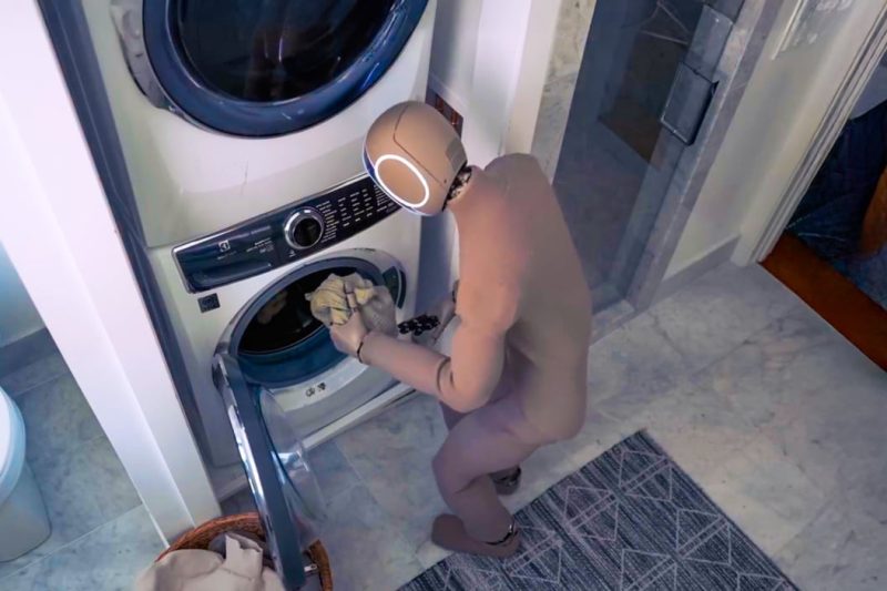 Smart Robot That Picks Up Your Laundry Is Here (Yes, Really!)